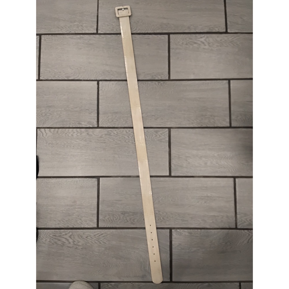 Genuine Leather Belt Cream White Croc Embossed Square Buckle Size M